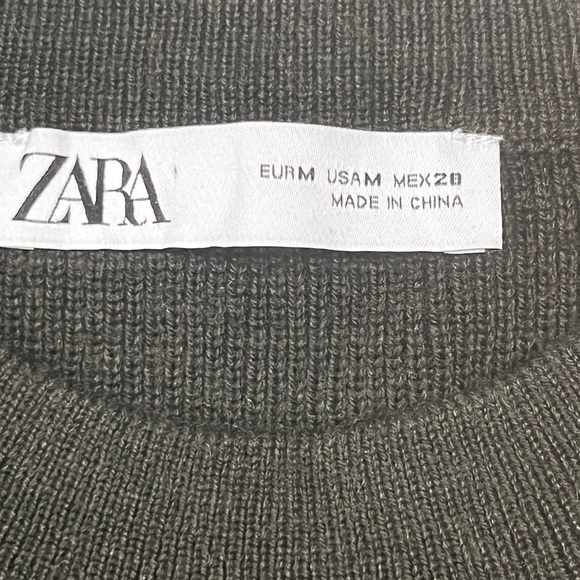 Zara brand new jumper💚 
Khaki never worn zara jumper! - Picture 5 of 6